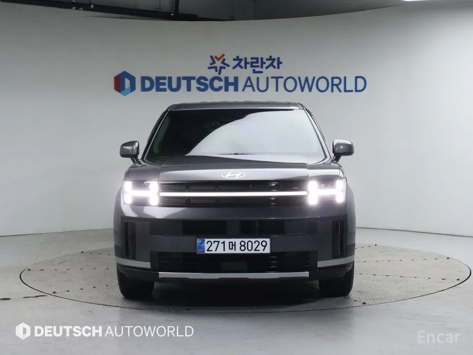 Фото 3 - Hyundai Santa Fe