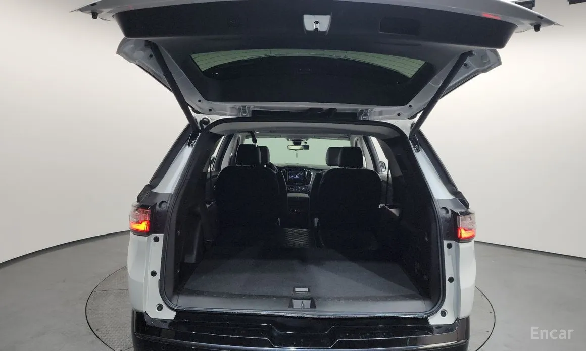 Фото 20 - Chevrolet Traverse