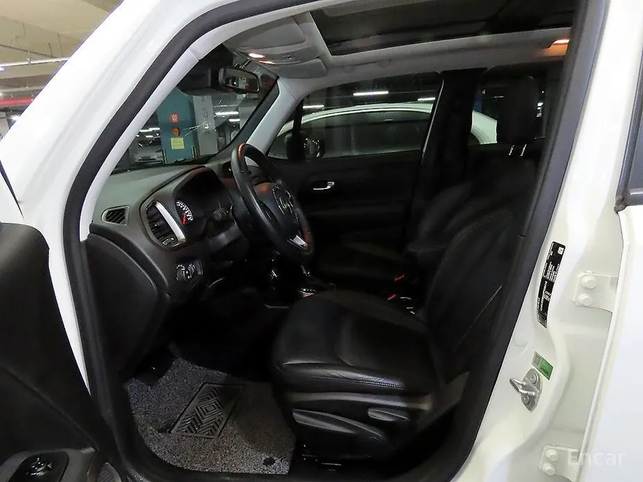 Фото 6 - Jeep Renegade