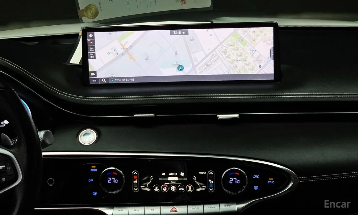 Фото 14 - Genesis GV70