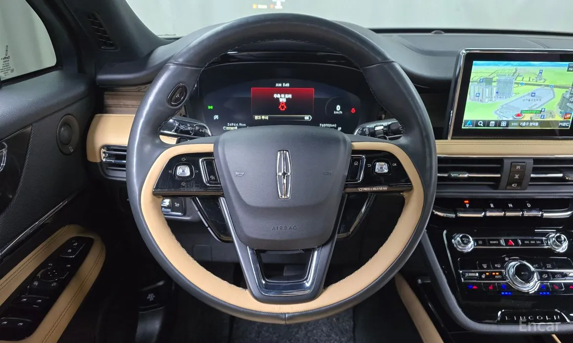 Фото 13 - Lincoln Corsair