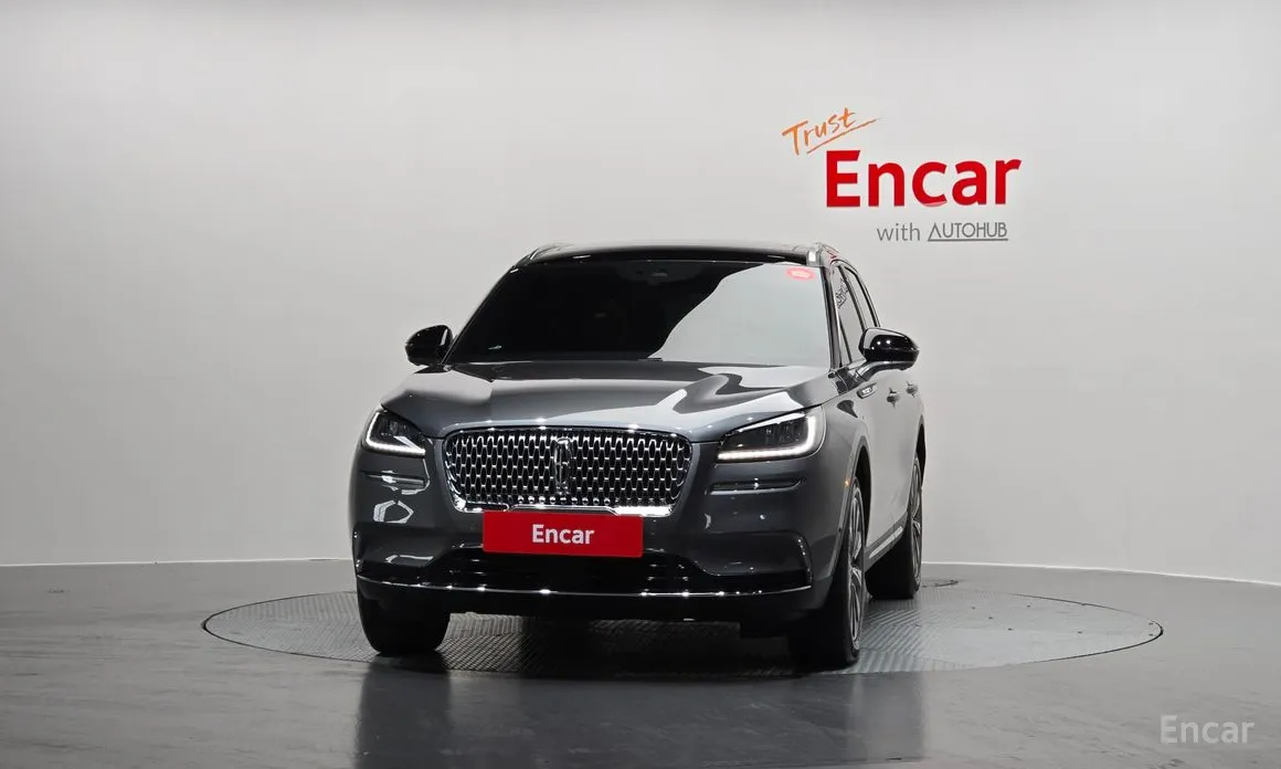 Фото 3 - Lincoln Corsair