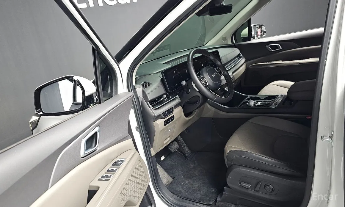 Фото 10 - Kia Carnival