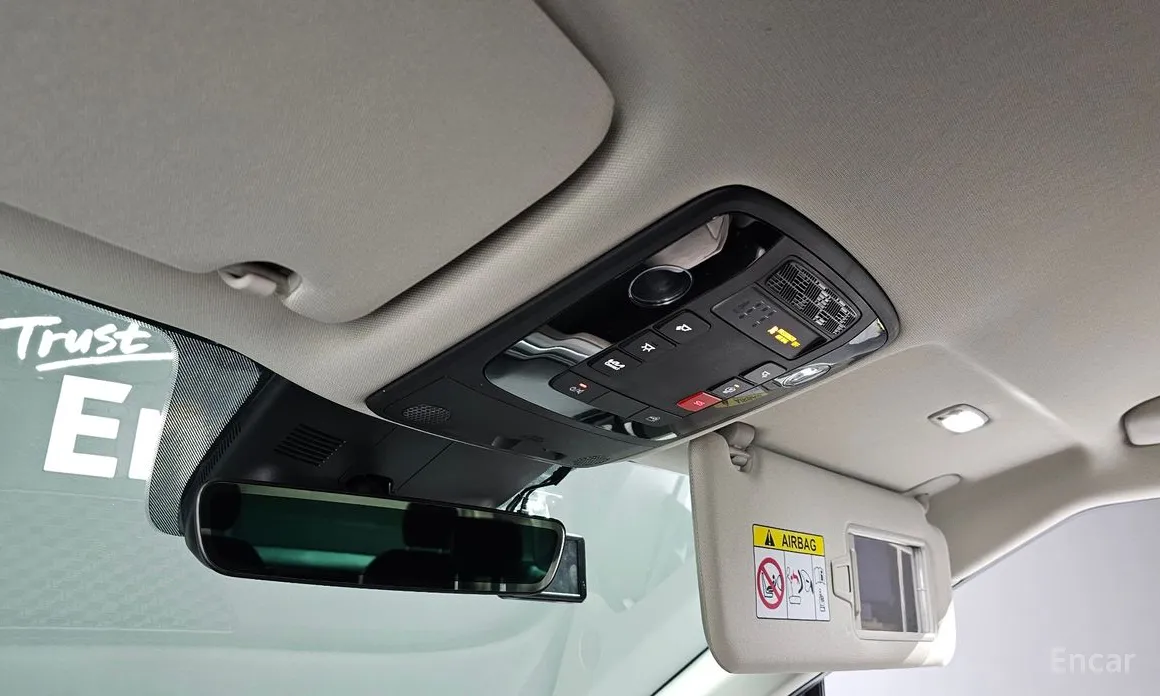 Фото 18 - Kia Carnival