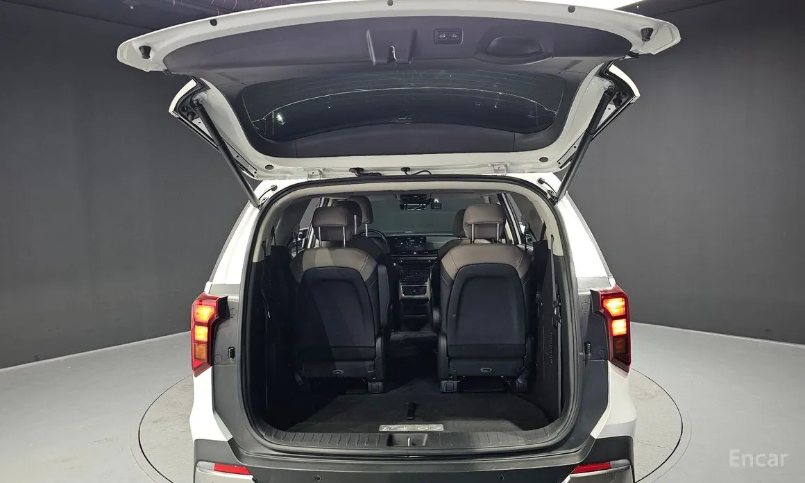 Фото 20 - Kia Carnival