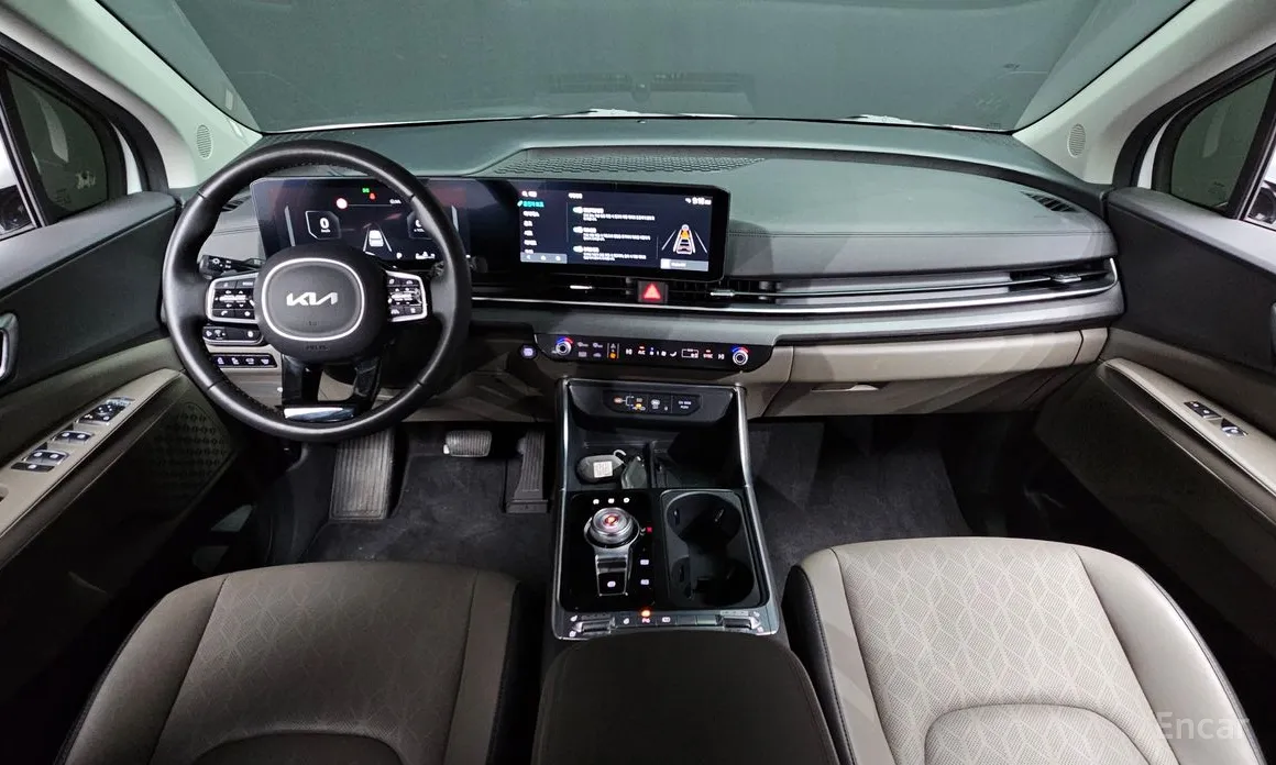 Фото 7 - Kia Carnival