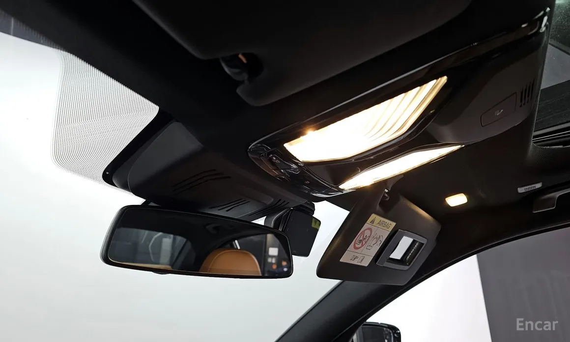 Photo 17 - BMW 3 Series