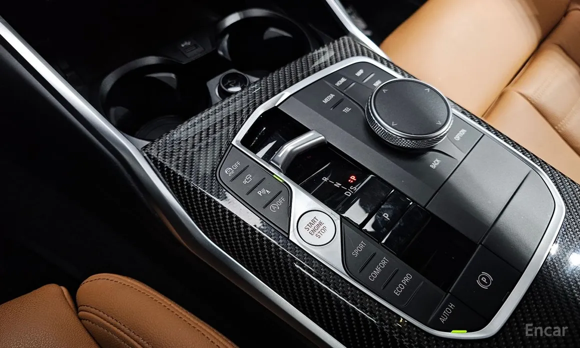 Photo 9 - BMW 3 Series