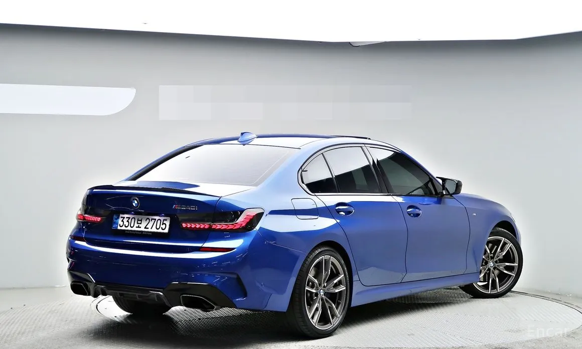 Фото 2 - BMW 3 Series