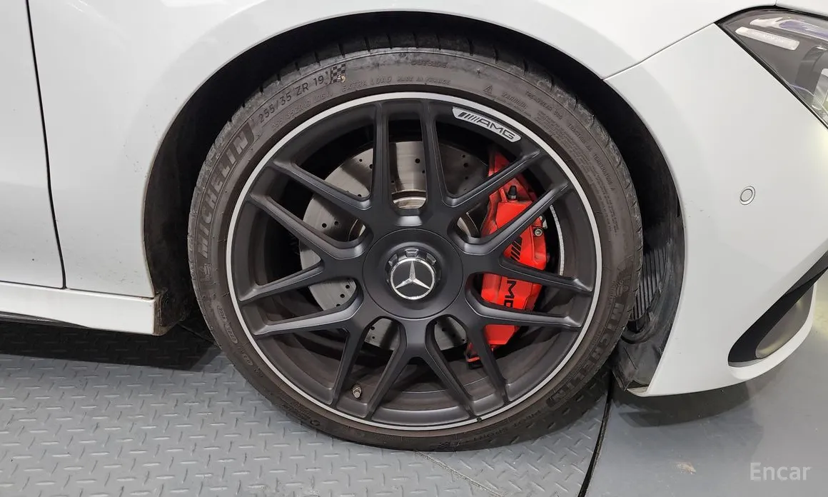 Фото 5 - Mercedes-Benz CLA-Class