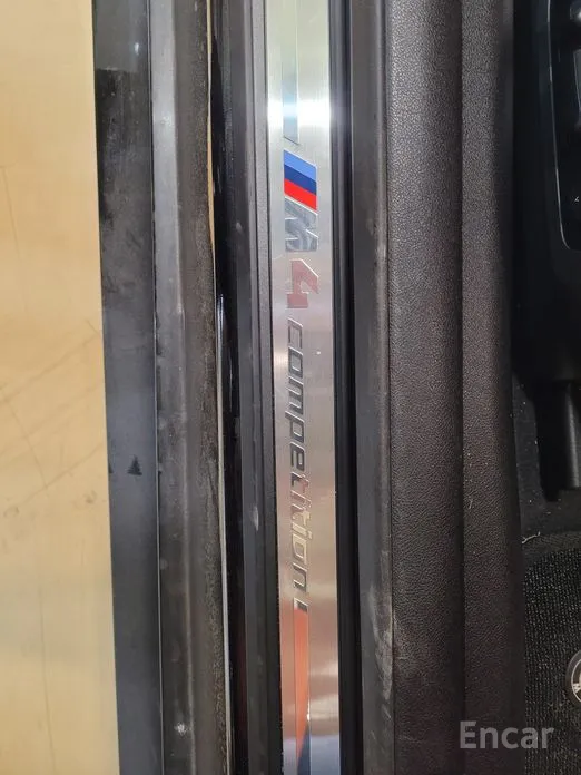 Фото 14 - BMW M4