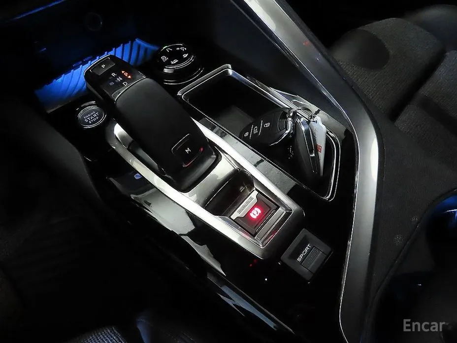 Фото 12 - Peugeot 3008