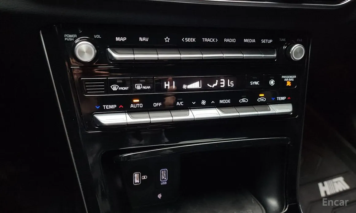 Фото 17 - Kia K7