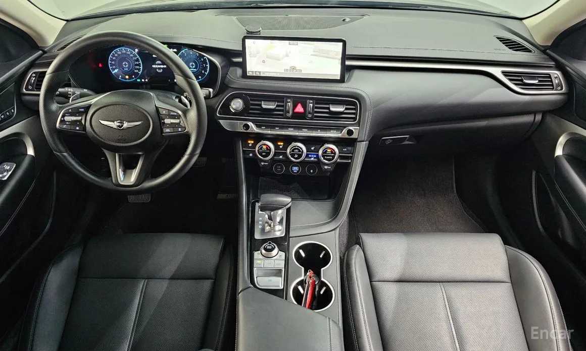 Фото 7 - Genesis G70