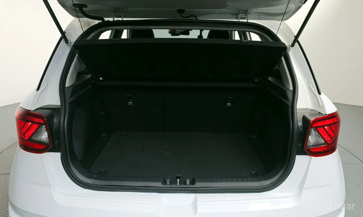 Фото 20 - Hyundai Venue