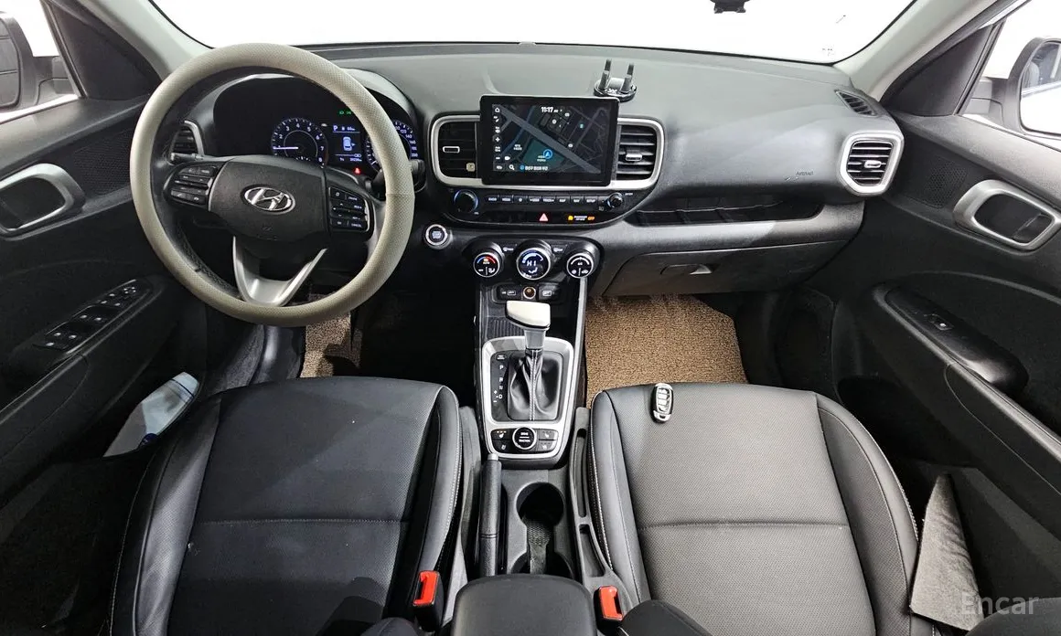 Фото 7 - Hyundai Venue