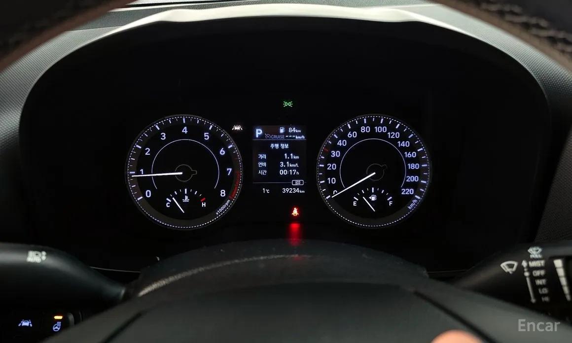 Фото 8 - Hyundai Venue