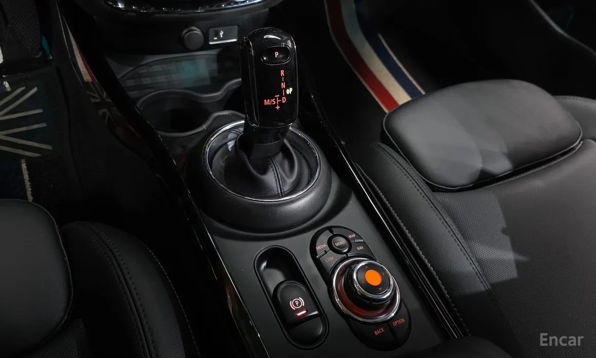 Фото 9 - Mini Clubman