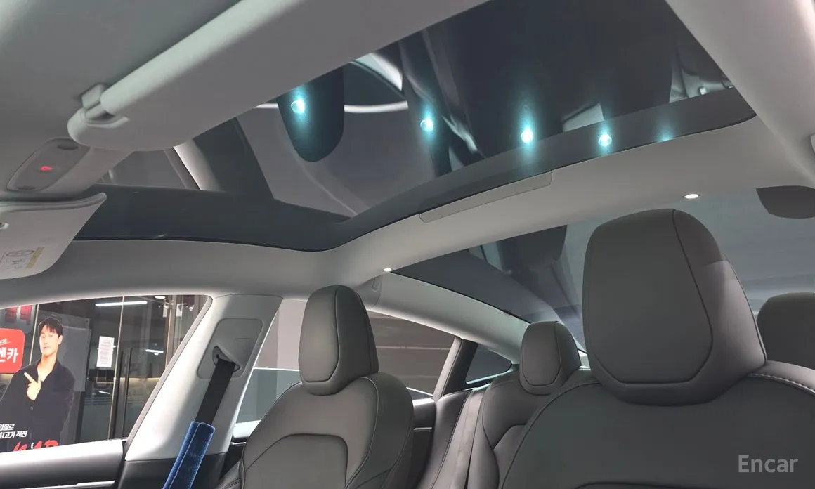 Фото 18 - Tesla Model 3