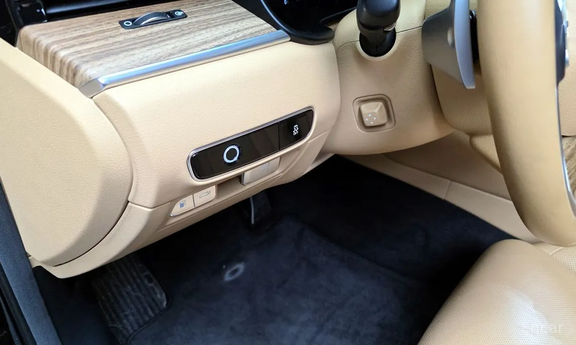 Фото 16 - Kia K9