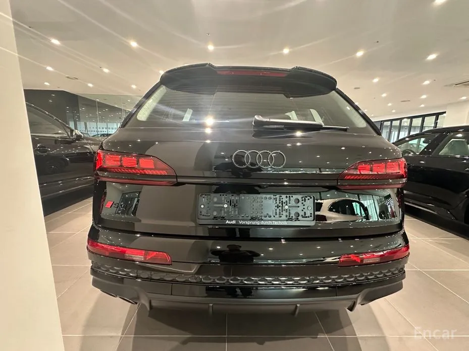 Фото 5 - Audi SQ7