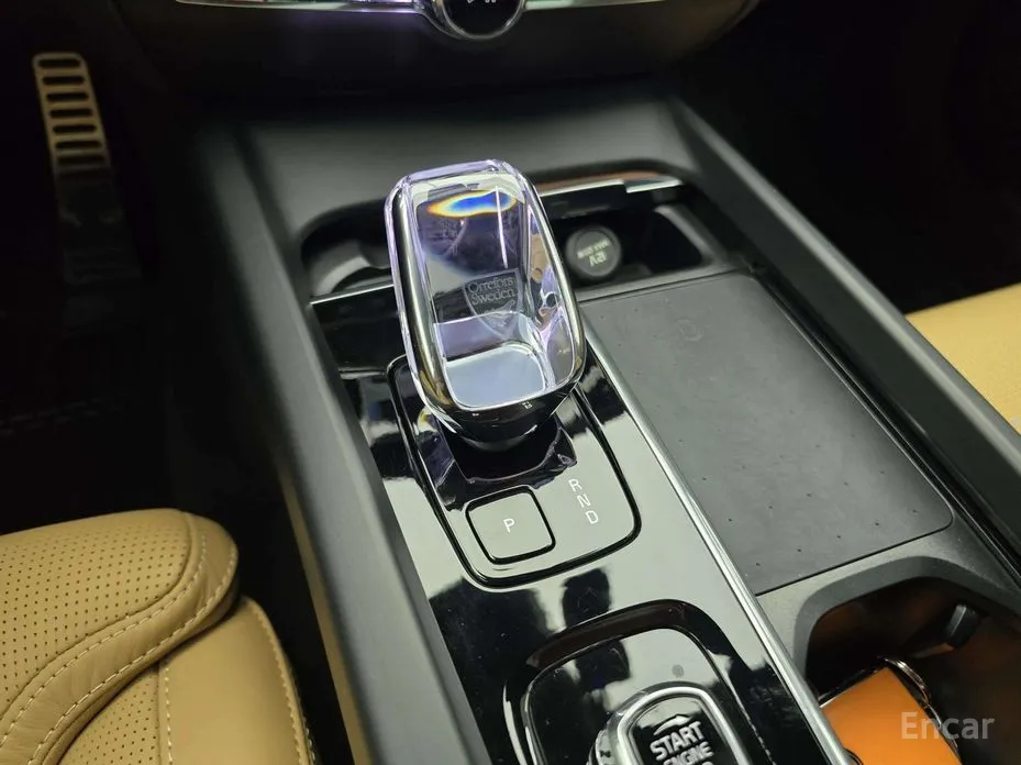 Фото 11 - Volvo V60