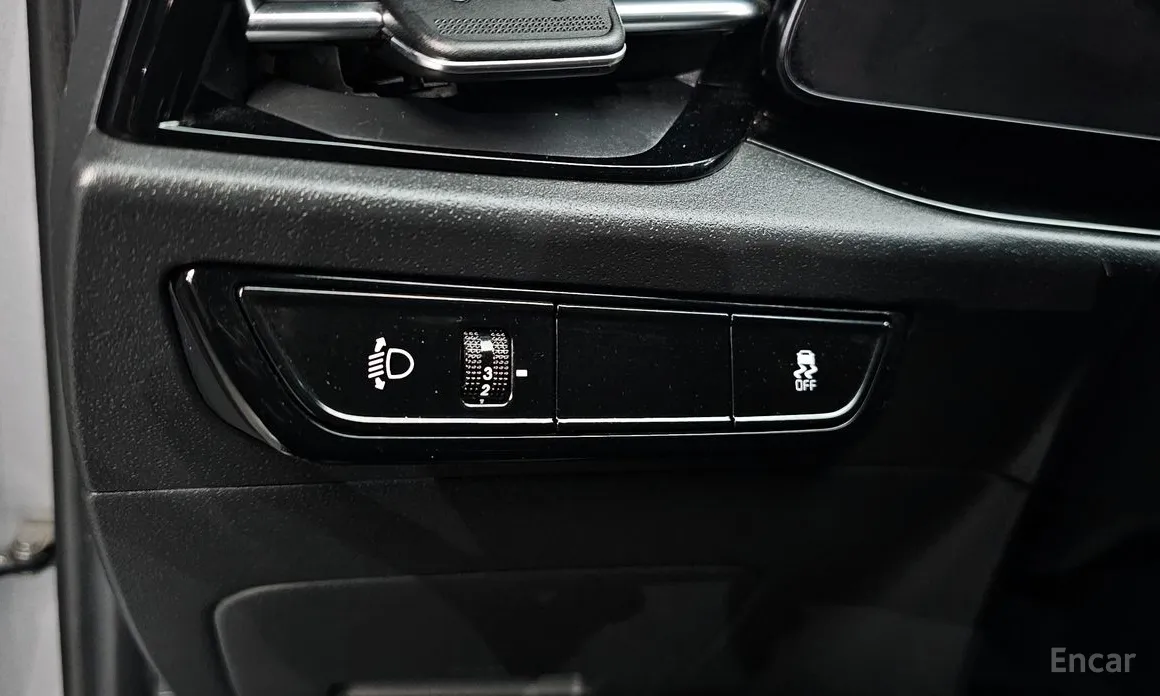 Фото 14 - Kia Niro