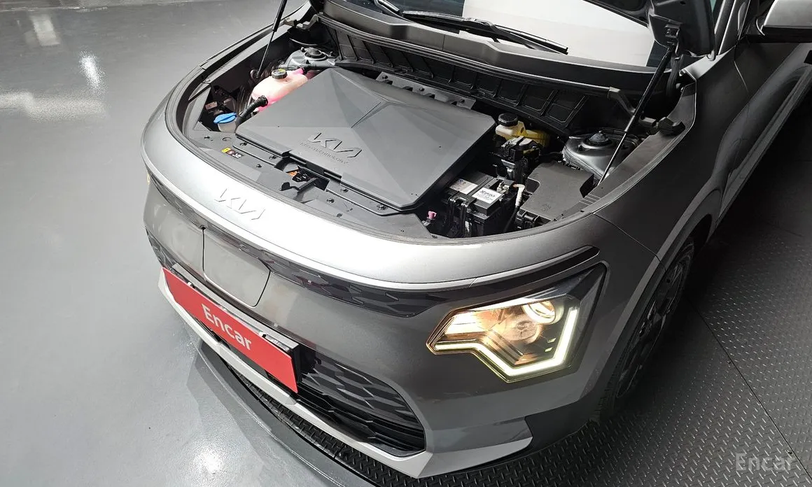 Фото 6 - Kia Niro