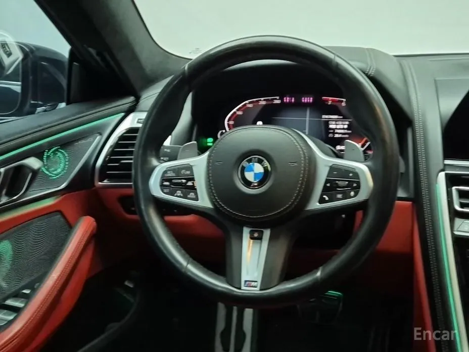 Фото 11 - BMW 8 Series