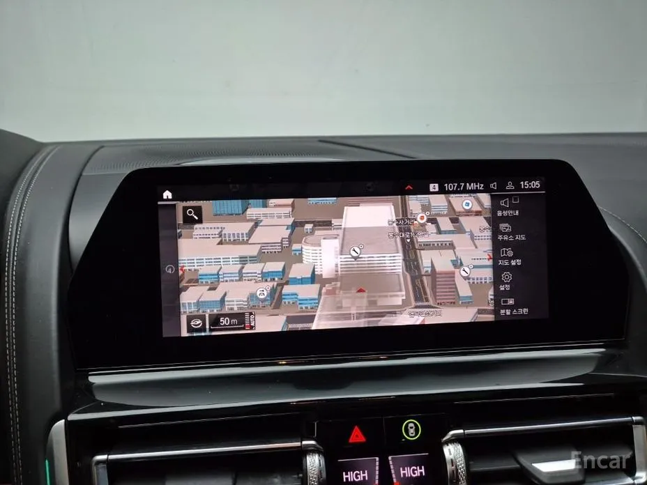 Фото 15 - BMW 8 Series