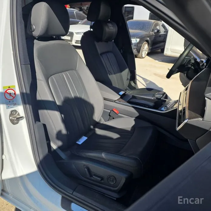 Фото 11 - Audi A6