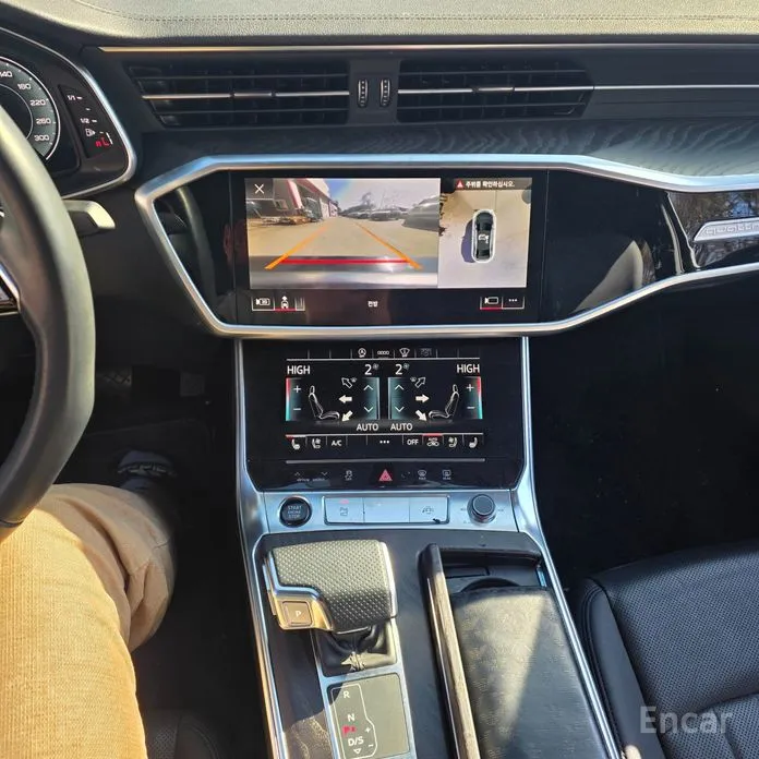 Фото 18 - Audi A6