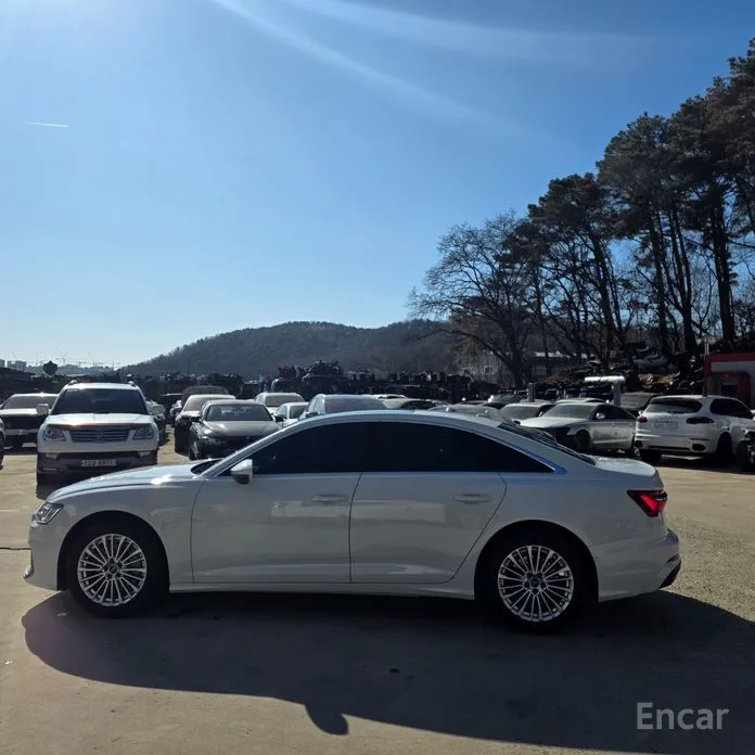 Фото 3 - Audi A6