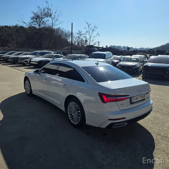 Фото 4 - Audi A6