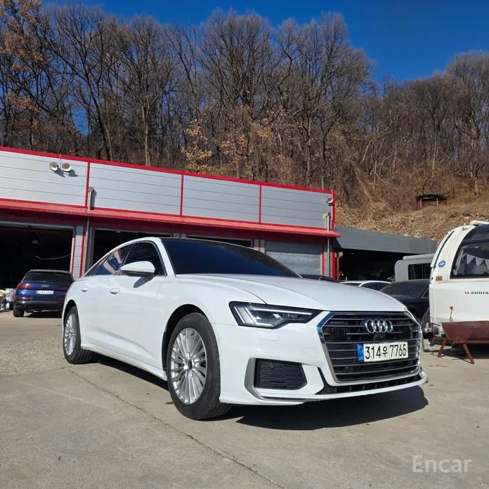 Фото 8 - Audi A6