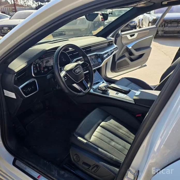 Фото 9 - Audi A6