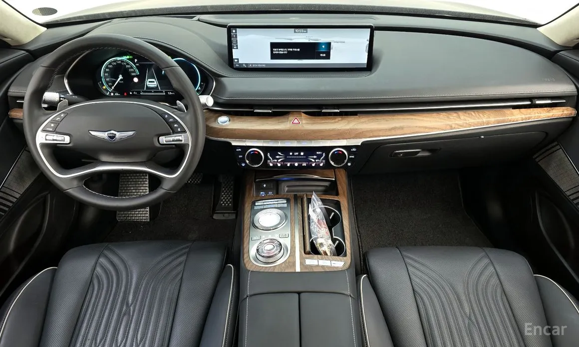 Фото 7 - Genesis G80