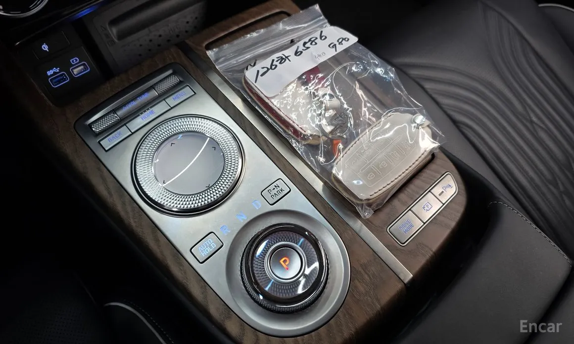 Фото 9 - Genesis G80