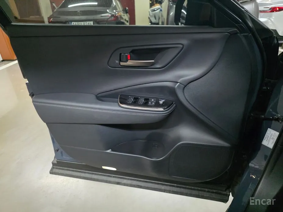 Фото 11 - Toyota Crown