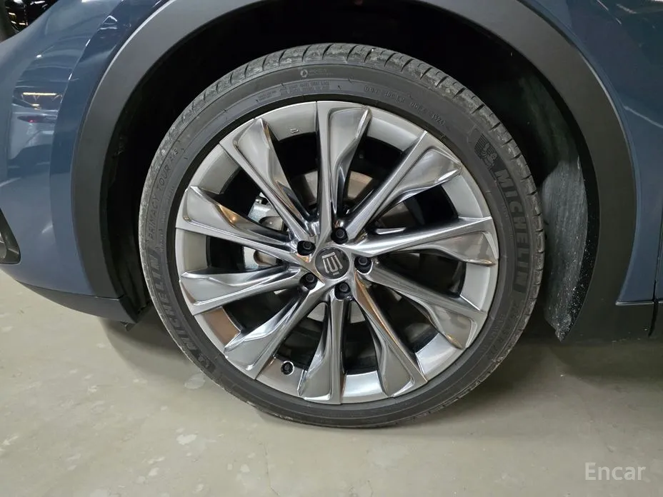 Фото 9 - Toyota Crown