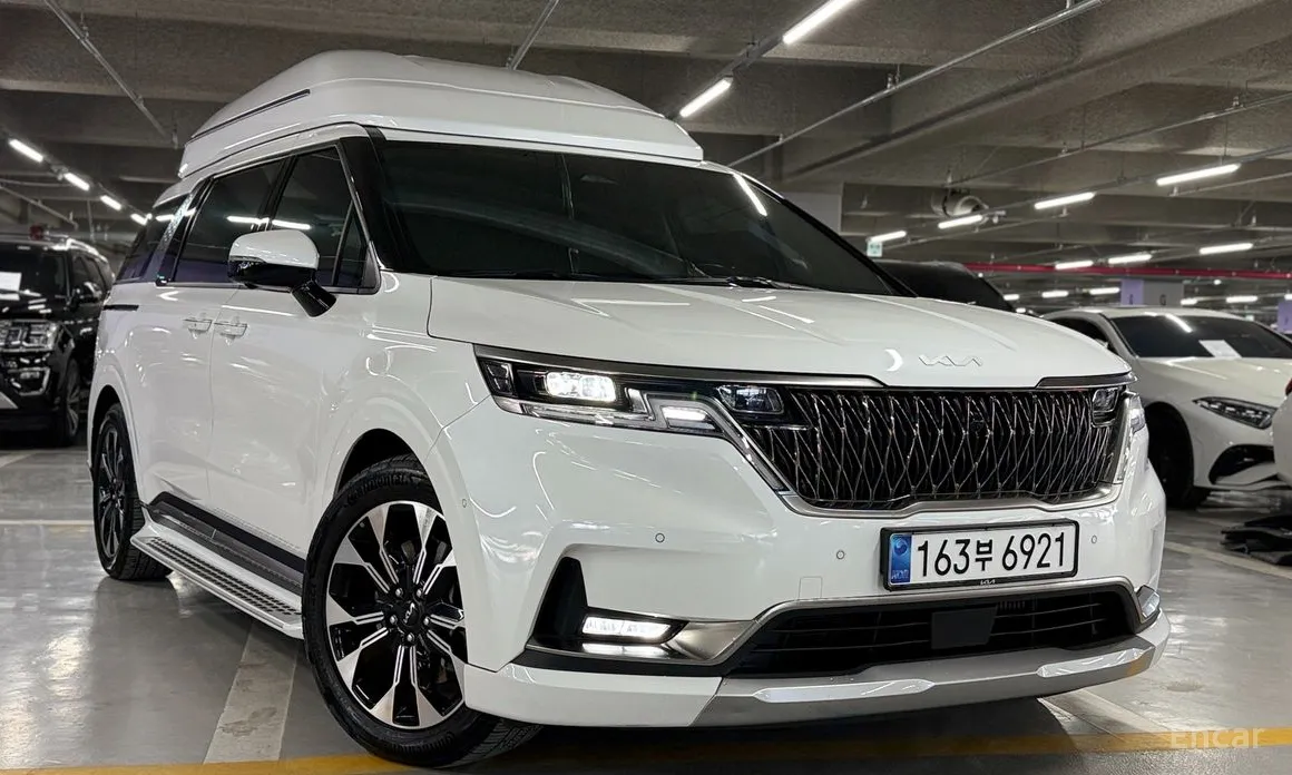 Фото 2 - Kia Carnival