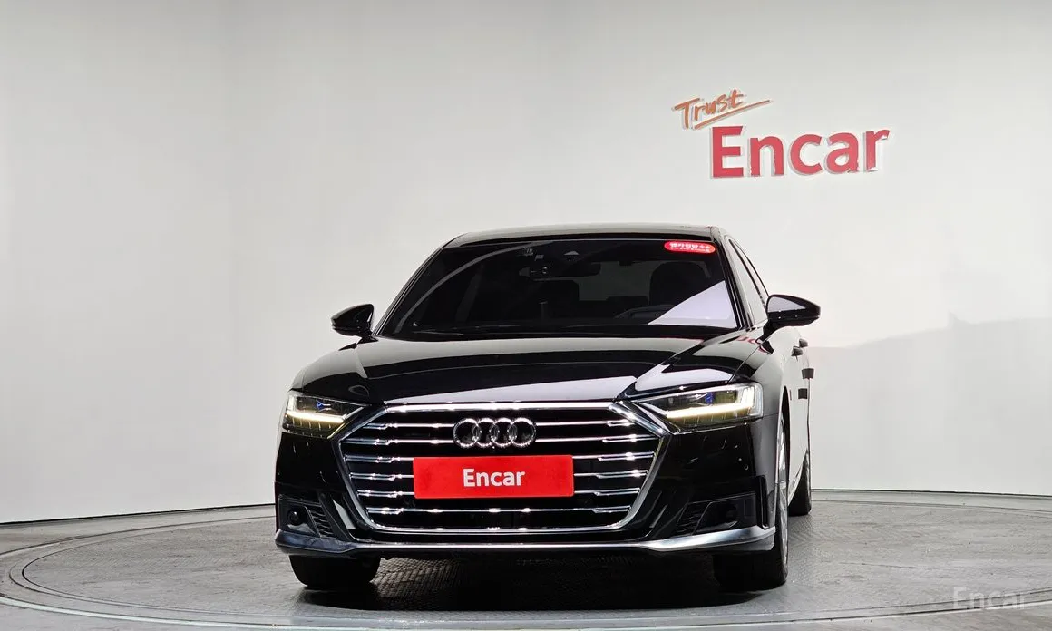 Фото 3 - Audi A8