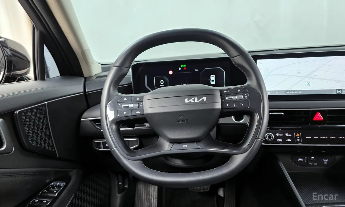 Фото 13 - Kia K8