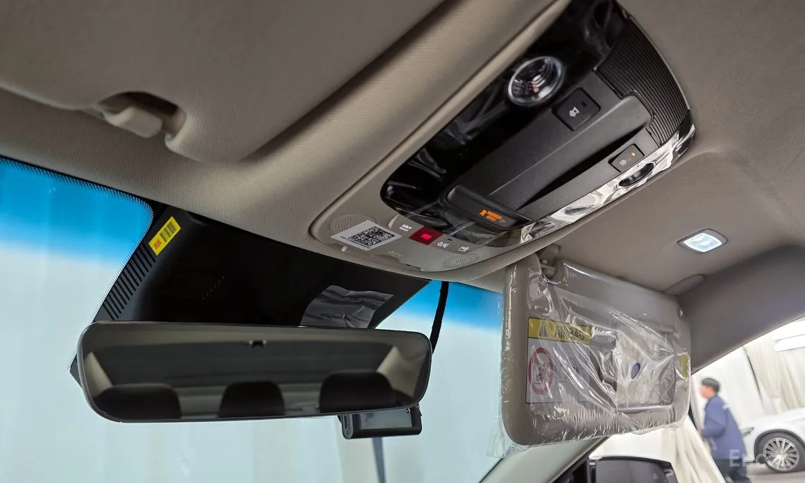 Фото 17 - Kia K8