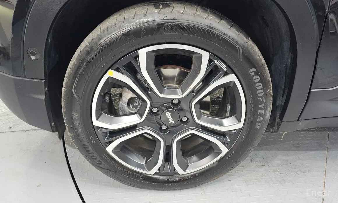 Фото 5 - Jeep Avenger