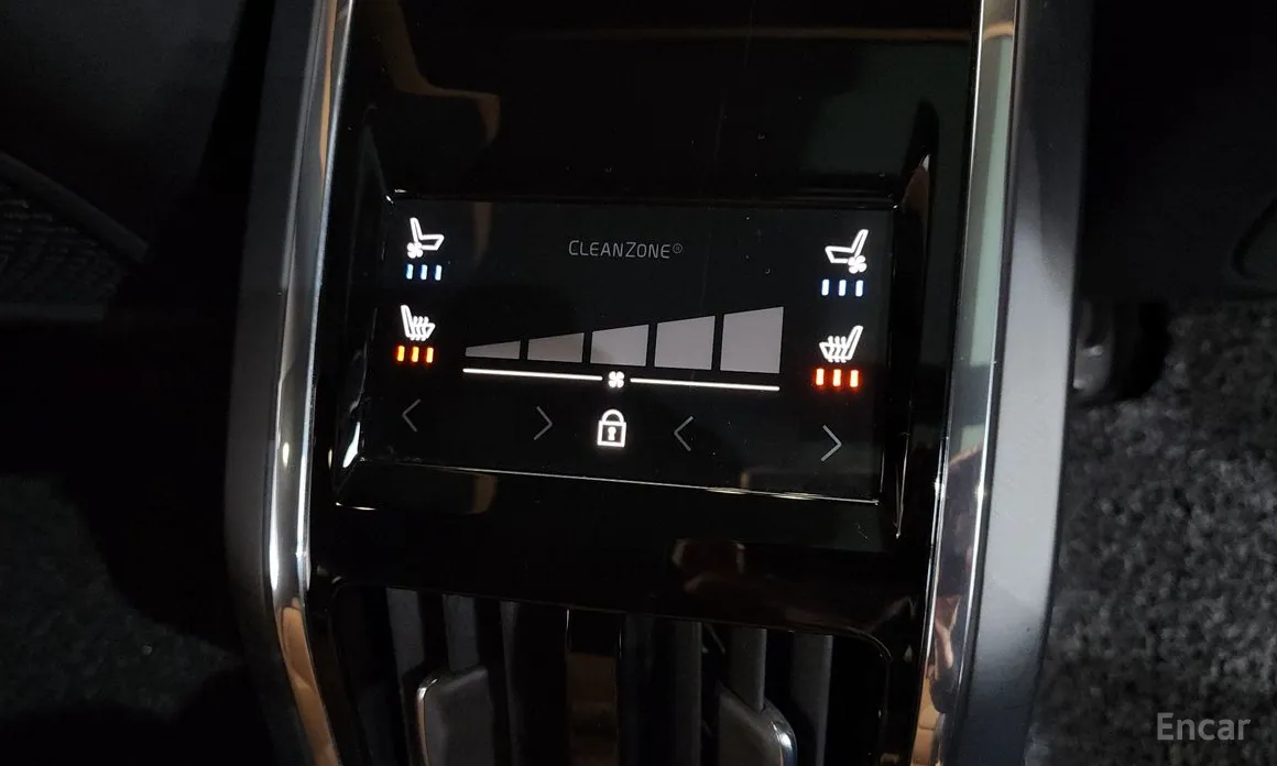 Фото 18 - Volvo S90