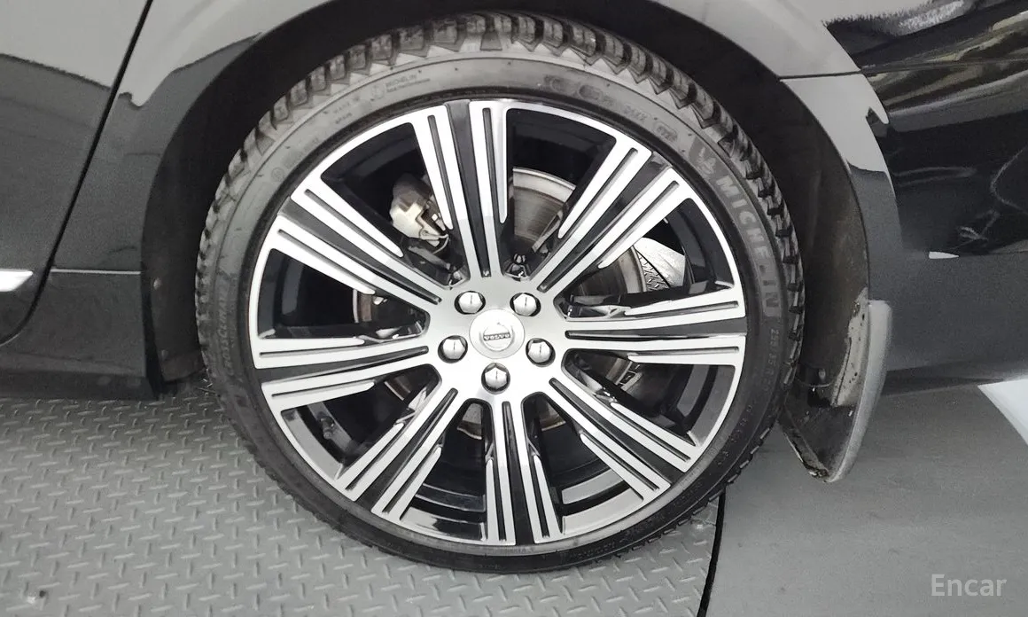 Фото 5 - Volvo S90