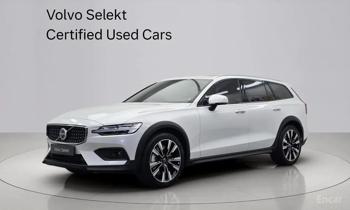 Фото 1 - Volvo V60