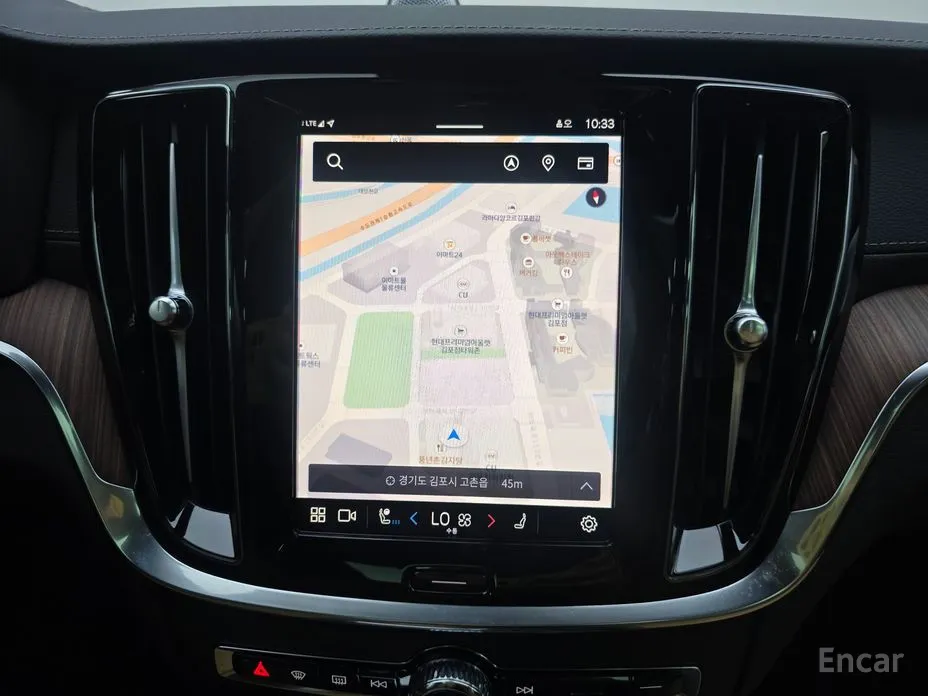 Фото 13 - Volvo V60