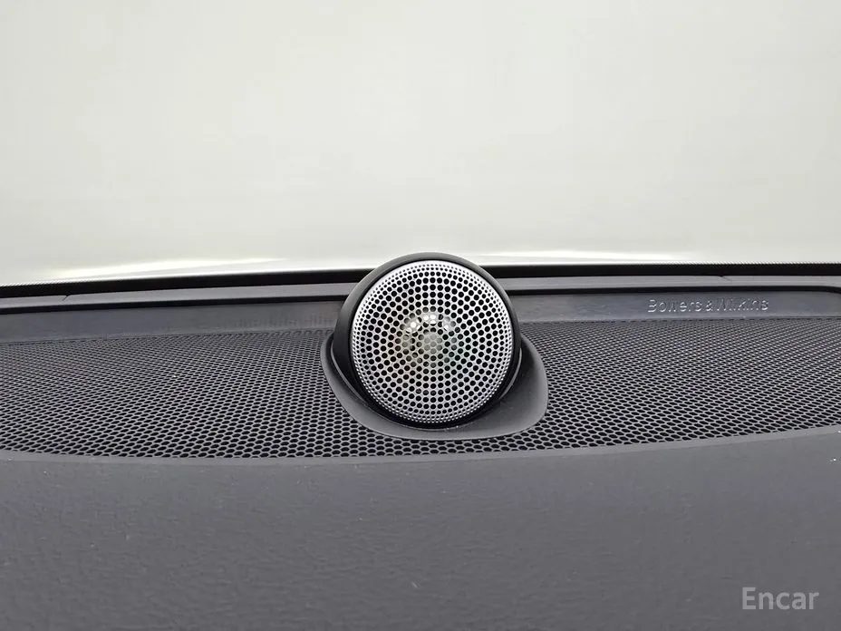 Фото 16 - Volvo V60